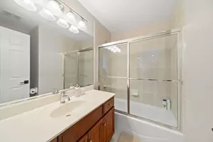 3818 Grand View Ct, Saint Charles, IL 60175 - Photo 20