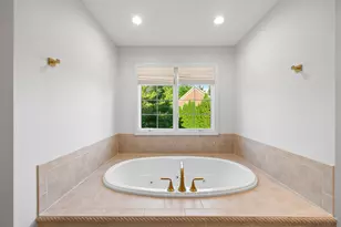 3818 Grand View Ct, Saint Charles, IL 60175 - Photo 30