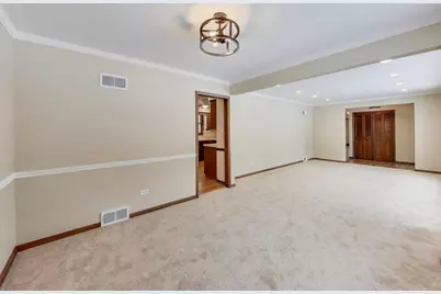 12111 S 68th Court, Palos Heights, IL 60463 - Photo 6