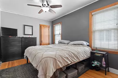 10833 S Avenue M, Chicago, IL 60617 - Photo 6