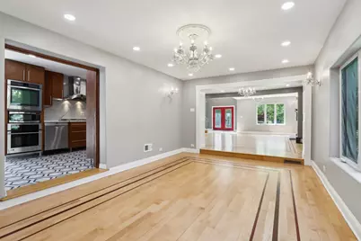 6857 N Knox Avenue, Lincolnwood, IL 60712 - Photo 10