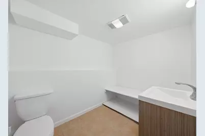 4545 N Lawndale Avenue, Chicago, IL 60625 - Photo 20