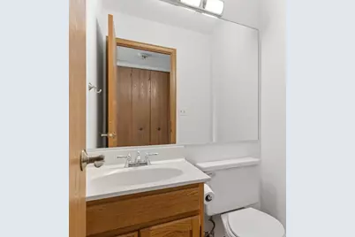[Address not provided], Carol Stream, IL 60188 - Photo 16