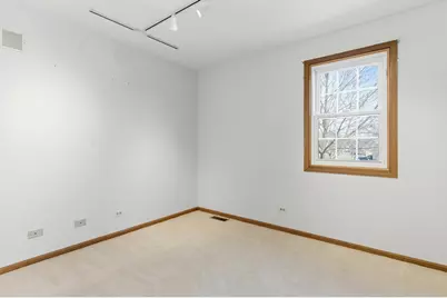 [Address not provided], Carol Stream, IL 60188 - Photo 24