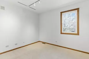 [Address not provided], Carol Stream, IL 60188 - Photo 24
