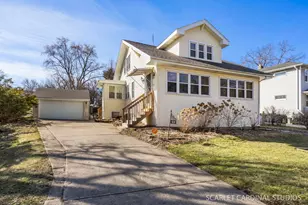 529 E Park Blvd, Villa Park, IL 60181 - Photo 2