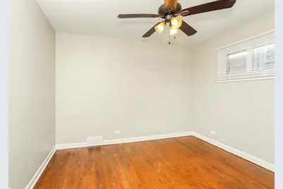 10115 S California Avenue, Chicago, IL 60655 - Photo 6