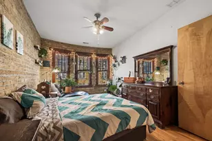 6449 N Seeley Ave, Chicago, IL 60645 - Photo 10