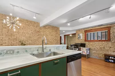 6449 N Seeley Avenue #1, Chicago, IL 60645 - Photo 6