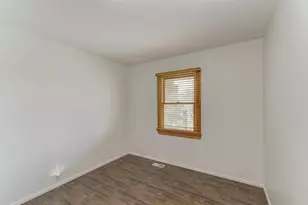 325 Hale Ave, Romeoville, IL 60446 - Photo 18