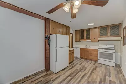 325 Hale Avenue, Romeoville, IL 60446 - Photo 8