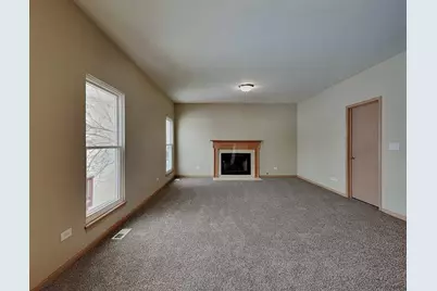 322 Clarewood Circle, Grayslake, IL 60030 - Photo 10