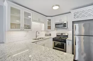 [Address not provided], Chicago, IL 60654 - Photo 8