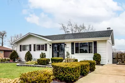 10327 Hilltop Drive, Orland Park, IL 60462 - Photo 2