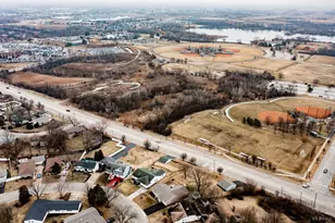 10327 Hilltop Dr, Orland Park, IL 60462 - Photo 32