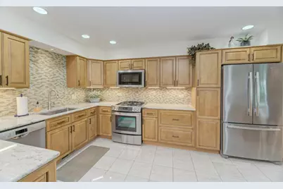 81 Country Club Drive, Bloomingdale, IL 60108 - Photo 16