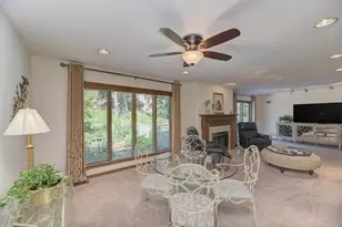 81 Country Club Dr, Bloomingdale, IL 60108 - Photo 12