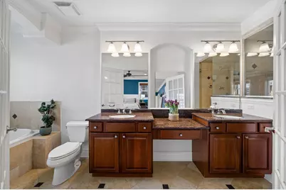 3652 N Fremont Street #3, Chicago, IL 60613 - Photo 16