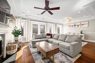 3652 N Fremont St, Chicago, IL 60613 - Photo 2