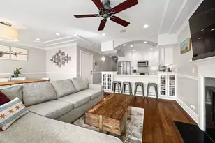3652 N Fremont St, Chicago, IL 60613 - Photo 6