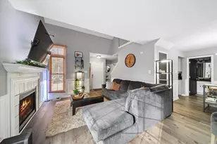 9967 Cambridge Ct, Mokena, IL 60448 - Photo 4