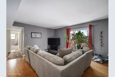 2067 W Farwell Avenue #3S, Chicago, IL 60645 - Photo 4