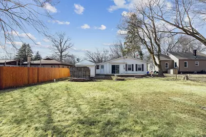 3808 15th Street B, Moline, IL 61265 - Photo 4