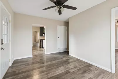 3808 15th Street B, Moline, IL 61265 - Photo 12