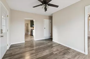 3808 15th Street B, Moline, IL 61265 - Photo 12