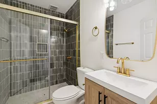 3808 15th Street B, Moline, IL 61265 - Photo 14