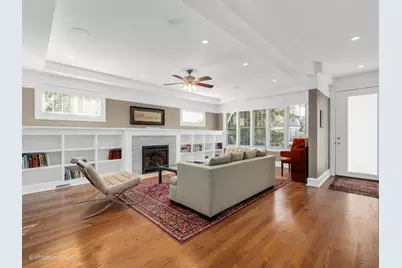 333 Kenmore Avenue, Elmhurst, IL 60126 - Photo 4