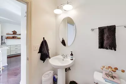 303 S Northwest Highway #2, Park Ridge, IL 60068 - Photo 14