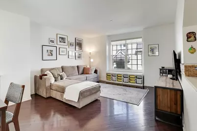 303 S Northwest Highway #2, Park Ridge, IL 60068 - Photo 4