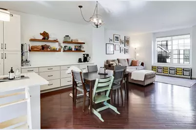 303 S Northwest Highway #2, Park Ridge, IL 60068 - Photo 6