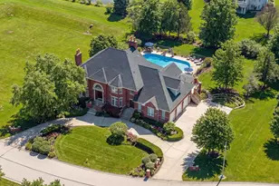 10825 Green Manor Ct, Orland Park, IL 60467 - Photo 4