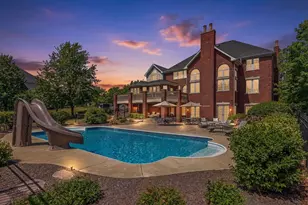 10825 Green Manor Ct, Orland Park, IL 60467 - Photo 2