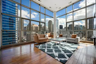 150 W Superior St, Chicago, IL 60610 - Photo 2