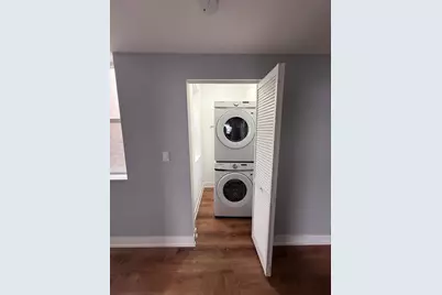 4907 W Walton Street #2, Chicago, IL 60651 - Photo 8