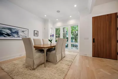 2205 W Huron Street, Chicago, IL 60612 - Photo 2