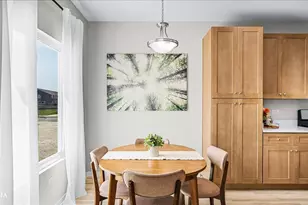 1218 Gillespie Ln, Yorkville, IL 60560 - Photo 6