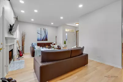 8 Ashford Court, Lincolnshire, IL 60069 - Photo 8