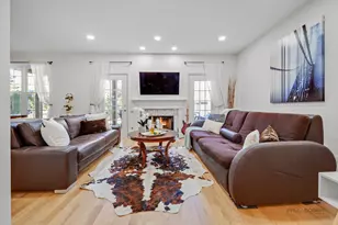 8 Ashford Ct, Lincolnshire, IL 60069 - Photo 4
