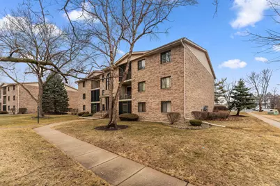 4926 134th Street #204, Crestwood, IL 60418 - Photo 2