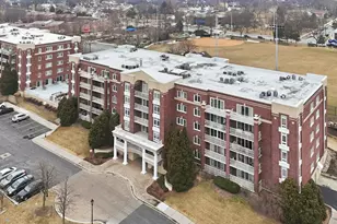 7081 W Touhy Ave, Niles, IL 60714 - Photo 22