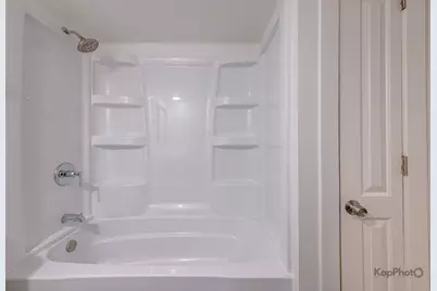 1019 N Ridgeway Avenue #G, Chicago, IL 60651 - Photo 22