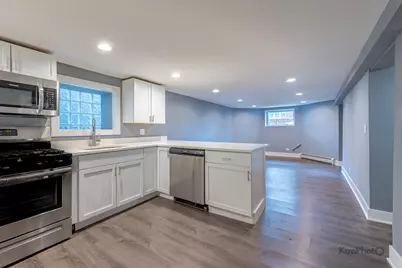 1019 N Ridgeway Avenue #G, Chicago, IL 60651 - Photo 8