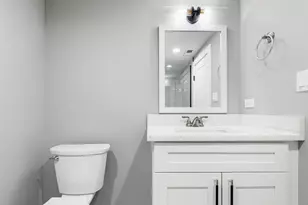 4527 N Newcastle Ave, Harwood Heights, IL 60706 - Photo 20