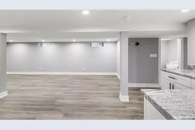 4527 N Newcastle Avenue, Harwood Heights, IL 60706 - Photo 16