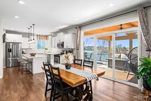 193 Trumpet Vine Cir, Elgin, IL 60124 - Photo 8