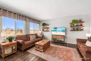 193 Trumpet Vine Cir, Elgin, IL 60124 - Photo 6